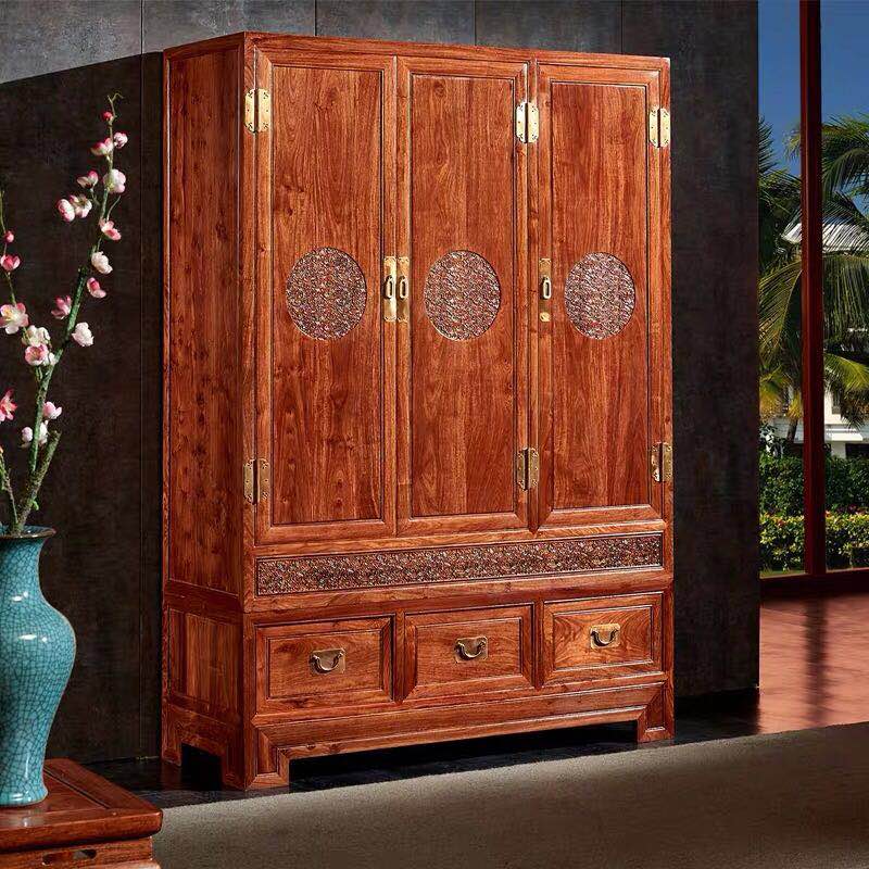 中式红木衣柜